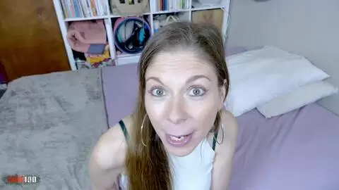 L'interview belge extrême d'Alice Maze se termine par une gorge profonde, une sodomie intense et un lavement de pisse photo 05