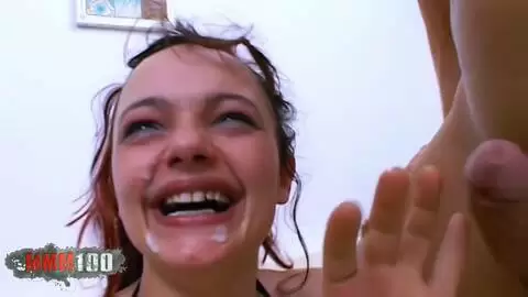 Petite Alicya aux petits seins profite de la bite bien dure de Jorge Fernandez photo 16