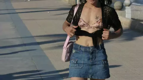 La magnifique jeune Alicya pose  photo 6