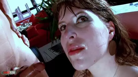 Une jolie modèle se fait démonter par son photographe photo 16