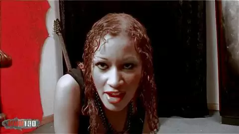 Superbe beurette Alycia Lopez se dénude en webcam amatrice  photo 01