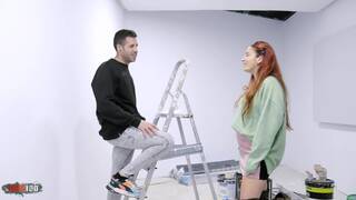 Kevin white baise avec la supe