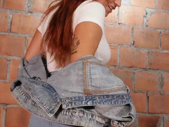 Les photos sexy de la la superbe argentine rousse Ammy Redhead  photo 3