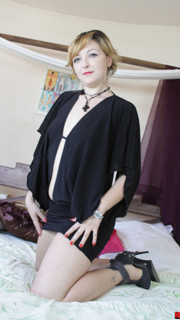 Andrea Diangelis Photo Sexy Gratuite #012