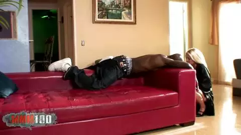 Massage anti-stress a coup de grosse bite noire photo 03