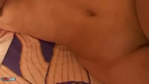 La très excitante arabe Angelina se dévoile  photo 04