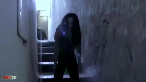 La magnifique beurette Angelina se déshabillant  photo 07