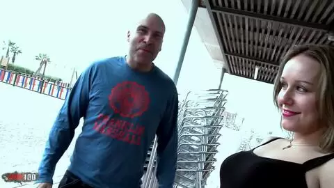 Touriste écossaise qui vient se faire baiser en espagne photo 01