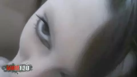 Orgie sauvage avec deux salopes fran&ccedil;aises excit&eacute;es Angelina et Aude avides de bites photo 08