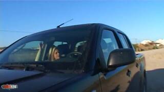 La pornstar axelle mugler se d