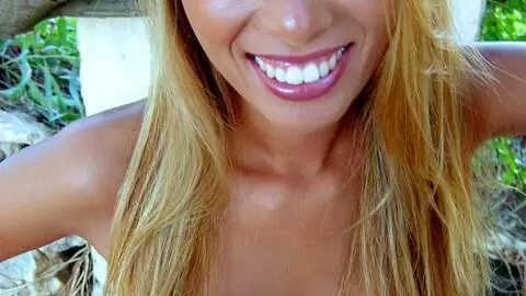 La magnifique jeune asiatique à gros nichons Bamboo se dévoile en pleine forêt  photo 16