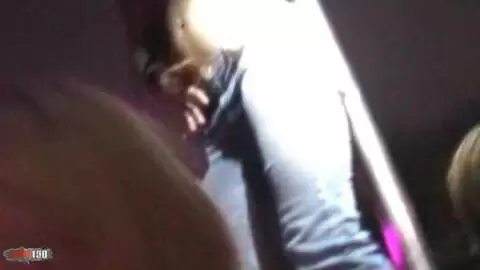 Barbara et Angelina dans un bar part 6 photo 05