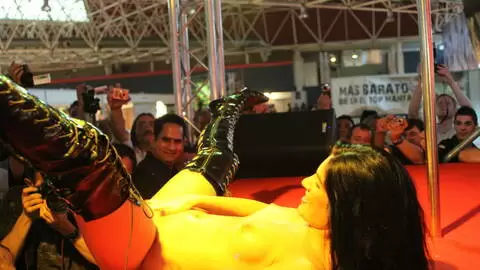 Show de Jessica Blue et Lydia Rouge au salon de FICEB 2010  photo 16