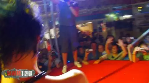 Alicia Dark  et Jordanne Kali sur la scène du salon erotique de Barcelone edition 2010 photo 4