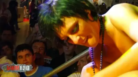 Alicia Dark  et Jordanne Kali sur la scène du salon erotique de Barcelone edition 2010 photo 10