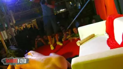 Alicia Dark  et Jordanne Kali sur la scène du salon erotique de Barcelone edition 2010 photo 15