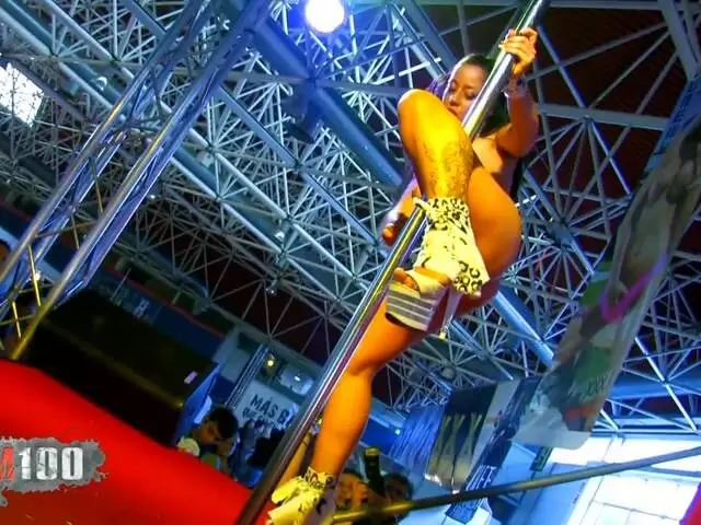 Show de Lidya Rouge au salon de FICEB 2010 (part 01) photo 1