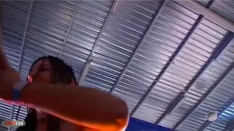 Show de Katia au salon de Besancon 2007 (part 004) photo 06