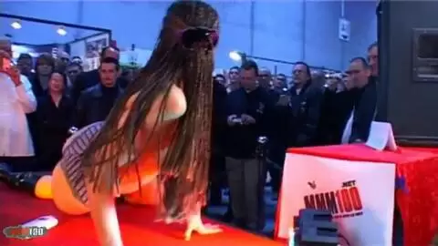 Show de Katia au salon de Besancon 2007 (part 005) photo 05