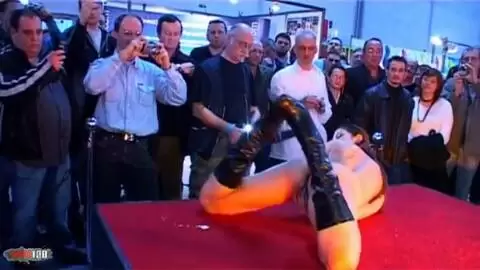 Show de Katia au salon de Besancon 2007 (part 005) photo 07