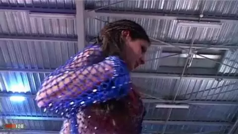 Show de Katia au salon de Besancon 2007 (part 007)