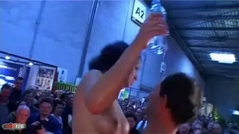 Show de Krystal au salon de Besancon 2007 (part 003) photo 15