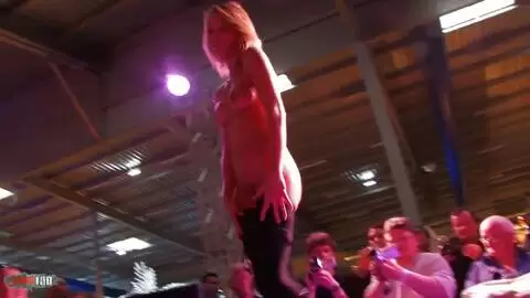 Show de Lady Margaux au salon de Besancon 2009 (part 01) photo 16