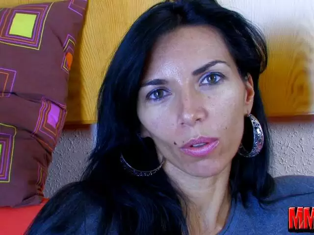 Interview porno en video avec Bettina Kox  photo 1