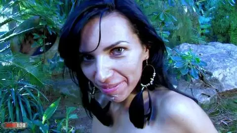 Bettina voulait goûter à la grosse bite de Rob  photo 16