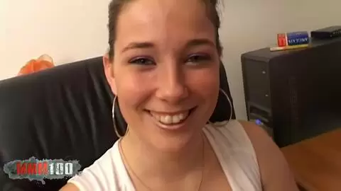 Cours particulier de baise anale avec la française à gros seins Calia B photo 01