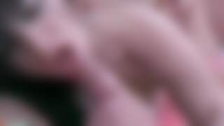 Mike angelo se fait sucer par 