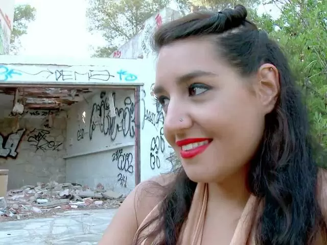 Interview porno en video avec Carmina Ordena  photo 1