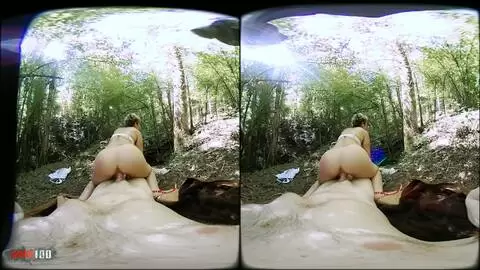 Baise en realité virtuelle 3d en exterieur avec la milf française Charlie  photo 08
