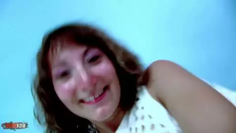 Interview porno en video avec Charlotte De Castille  photo 11