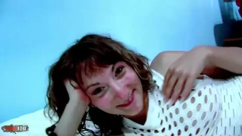 Interview porno en video avec Charlotte De Castille  photo 13