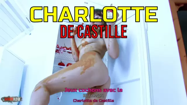 Jeux cochons avec la belle française Charlotte de Castille 