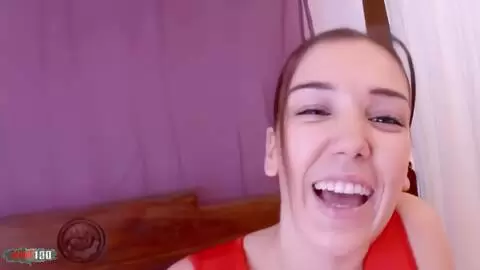 Interview video de la superbe jeune actrice française Cynthia Lavigne photo 08