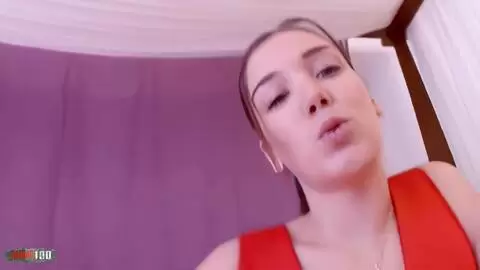 Interview video de la superbe jeune actrice française Cynthia Lavigne photo 10