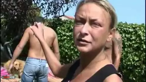 delfynn delage  pool mo 01