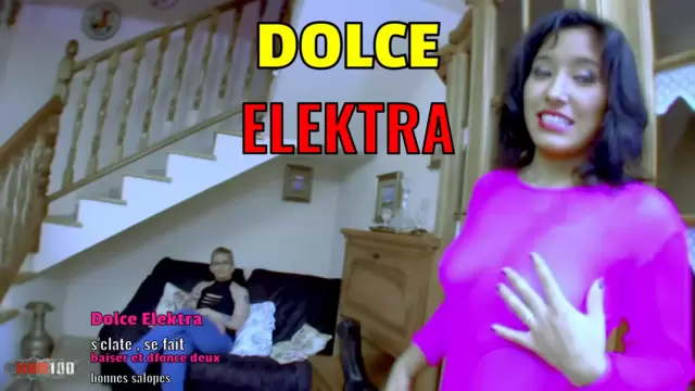 Dolce Elektra s'éclate , se fait baiser et défonce deux bonnes salopes