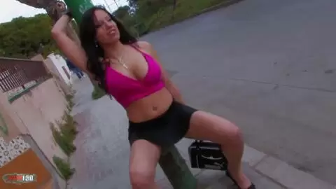 dunia montenegro gigi love mo 01