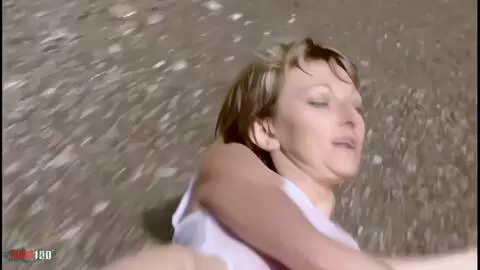 Mamie blonde s'exhibe  photo 11