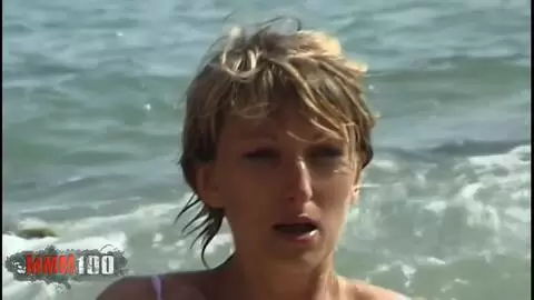 Baise anale à la plage avec la belle MILF française Estelle Clark photo 06