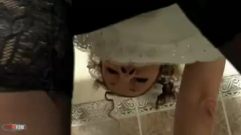 Femme mature rouquine se dévoile intégralement  photo 04