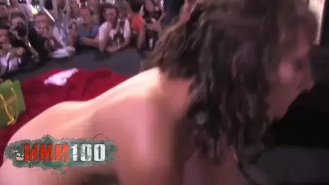 Show de Charlotte De Castille au salon de FICEB 2007 (part 01) photo 09