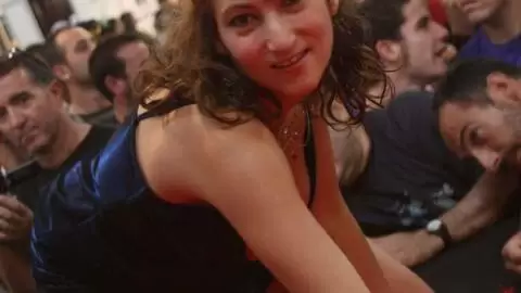 Show de Charlotte De Castille au salon de FICEB 2007 (part 05)