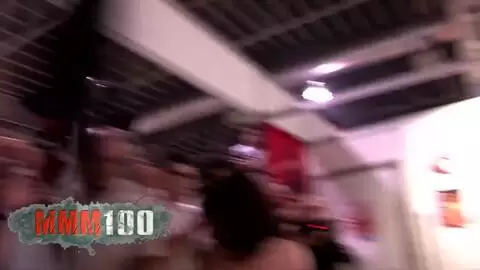 Show de Charlotte De Castille et Krystal au salon de FICEB 2007  photo 16