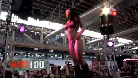 Jenny One se gode devant le public du ficeb 2007 photo 06