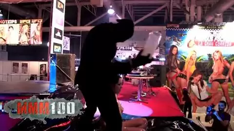 Krystal Wallas sur scène au Ficeb 2007 photo 13