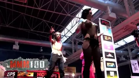 Video du show de Nina Roberts au Ficeb 2007 photo 12